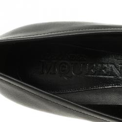 Pre Owned Alexander McQueen Black Leather Micro Studd Fringe Loafers Size 39.5