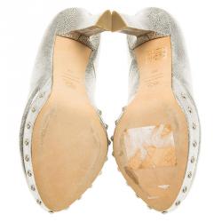 Pre Owned Alexander McQueen Metallic Silver Skull Embellished Peep Toe Platform Pumps Size 37