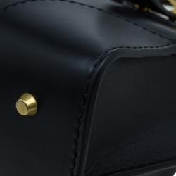 Pre Owned حقيبة أليكساندر مكوين ليغند جلد عجل أسود صغيرة