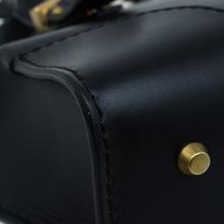 Pre Owned حقيبة أليكساندر مكوين ليغند جلد عجل أسود صغيرة