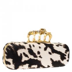 مملوكة مسبقًا Alexander McQueen Black/White Calf Hair Skull Knuckle Box Clutch