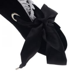 مملوكة مسبقًا Alexander McQueen Black Velvet Bow Embellished Ankle Boots Size 38.5