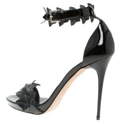 Pre Owned Alexander McQueen Black Patent Ivy Leaf Embellished Ankle Strap Sandals Size 40.5