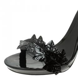 Pre Owned Alexander McQueen Black Patent Ivy Leaf Embellished Ankle Strap Sandals Size 40.5