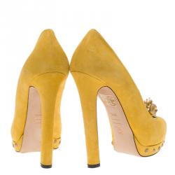 Pre Owned Alexander McQueen Yellow Suede Skull Embellished Peep Toe Platform Pumps Size 39.5
