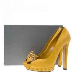 Pre Owned Alexander McQueen Yellow Suede Skull Embellished Peep Toe Platform Pumps Size 39.5