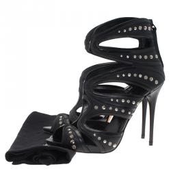 Pre Owned صندل أليكساندر ماكوين جلد أسود مرصع مقاس 37