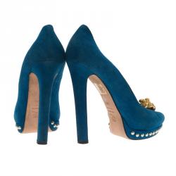 Pre Owned Alexander McQueen Blue Suede Skull Embellished Peep Toe Pumps Size 39.5