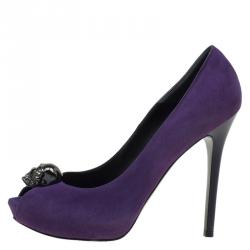 Pre Owned Alexander McQueen Purple Suede Skull Embellished Peep Toe Pumps Size 37