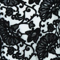 Pre Owned Alice + Olivia Connie Black and White Embroidered Top XS