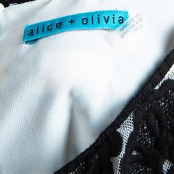 Pre Owned Alice + Olivia Connie Black and White Embroidered Top XS