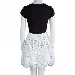 Pre Owned Alice + Olivia White Scalloped Eyelet Lace Gathered Skirt S