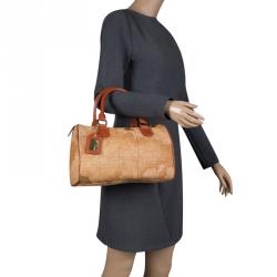 Alviero Martini 1A Classe Beige Geo Print Coated Canvas Satchel