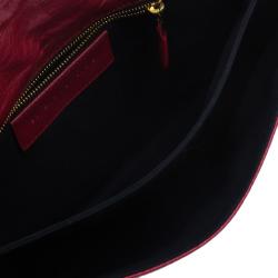 Pre Owned حقيبة كلتش بالنسياغا جاينت GH إنفيلوب بحمالة جلد حمراء