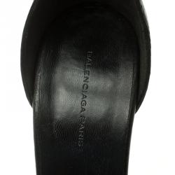 مملوكة مسبقًا Balenciaga Black Leather Buckle Detail Ankle Strap Sandals Size 39
