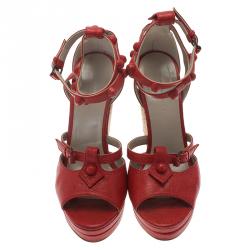 مملوكة مسبقًا Balenciaga Red Distressed Leather Arena Cross Strap Espadrille Platform Wedges Size 38