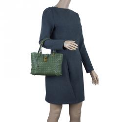 Pre Owned Bottega Veneta Olive Green Leather Woven Small Capri Tote Bag