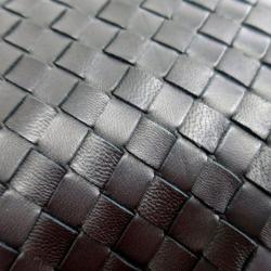 مملوكة مسبقًا Bottega Veneta Black Intrecciato Woven Leather Maxi Veneta Hobo