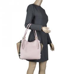 Pre Owned حقيبة يد بربري كينتربري صغيرة جلد ديربي كاروهات هاوس أرجوانية فاتحة