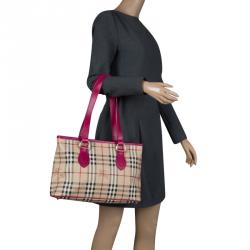 مملوكة مسبقًا حقيبة يد بربري ريغينت PVC كاروهات هايماركت وردية روبيرب