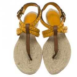 مملوكة مسبقًا Burberry Orange Studded Leather Ankle Strap Thong Espadrille Sandals Size 39.5