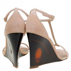 Pre Owned صندل بربري كعب روكى ليبورن لوسايت سويدي وردي فاتح مقاس 40