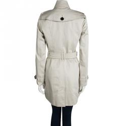 مملوكة مسبقًا معطف مطر بربري لندن بحزام وصدر مزدوج بيج M