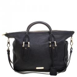 مملوكة مسبقًا حقيبة بربري كيرلي جلد حُبيبي سوداء