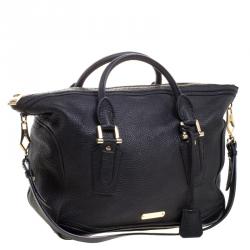 مملوكة مسبقًا حقيبة بربري كيرلي جلد حُبيبي سوداء