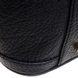 مملوكة مسبقًا حقيبة بربري كيرلي جلد حُبيبي سوداء