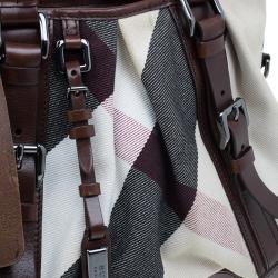 مملوكة مسبقًا حقيبة بربري لوري جلد و كانفاس بني ميغا تشيك 