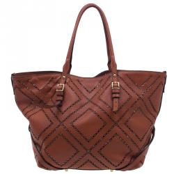 Pre Owned حقيبة بربري دينتون شوبر جلد بني