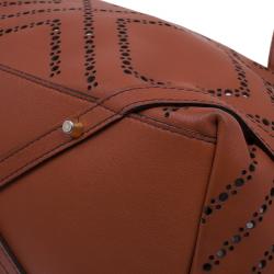 Pre Owned حقيبة بربري دينتون شوبر جلد بني