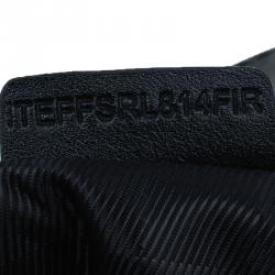 مملوكة مسبقًا حقيبة بربري بيتون جلد أسود مبطن