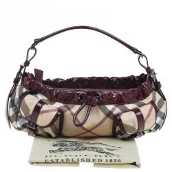 مملوكة مسبقًا حقيبة يد بربري نوفا سلينغ جلد لامع عنابي