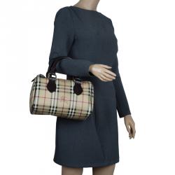 Pre Owned حقيبة يد بوسطن بربري كروهات كلاسيكية كانفاس مقوى بيج