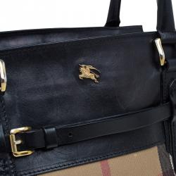 مملوكة مسبقًا Burberry Black Leather Bridle House Check Canvas Satchel