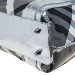 Pre Owned Burberry Silver Beat Check Nylon Victoria Tote
