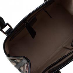 Pre Owned حقيبة بربري كانفاس كاروهات سوبرنوفا بيج/أسود مقوى