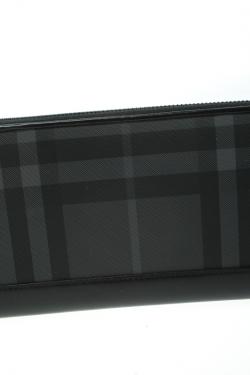 Pre Owned Burberry Black Beat Check Coated Canvas Zip Around Long Wallet