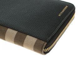 Pre Owned Burberry Black House Check Grain Leather Zip Around Wallet