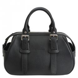 Pre Owned حقيبة بربري جلد حُبيبي سوداء