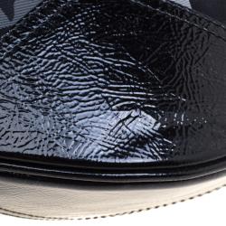 Pre Owned Burberry Black Beat Check Nylon Hobo