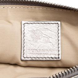 مملوكة مسبقًا Burberry Metallic Silver Nova Check PVC and Leather Ashcombe Clutch