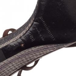 مملوكة مسبقًا Burberry Brown Leather Strappy Wedges Size 38.5