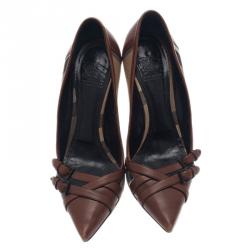 مملوكة مسبقًا Burberry Brown Leather Novacheck Pointed Toe Buckle Pumps Size 39