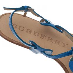 مملوكة مسبقًا Burberry Blue Leather Flower Detail Ankle Strap Flat Sandals Size 38