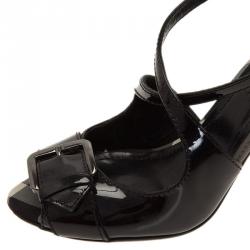 مملوكة مسبقًا Burberry Black Leather Brit Check Buckle Detail Strappy Sandals Size 36