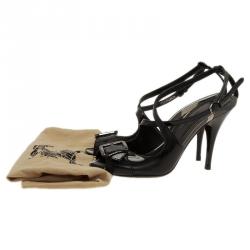 مملوكة مسبقًا Burberry Black Leather Brit Check Buckle Detail Strappy Sandals Size 36