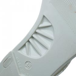 Pre Owned Burberry Cream Novacheck Rubber Thong Sandals Size 36